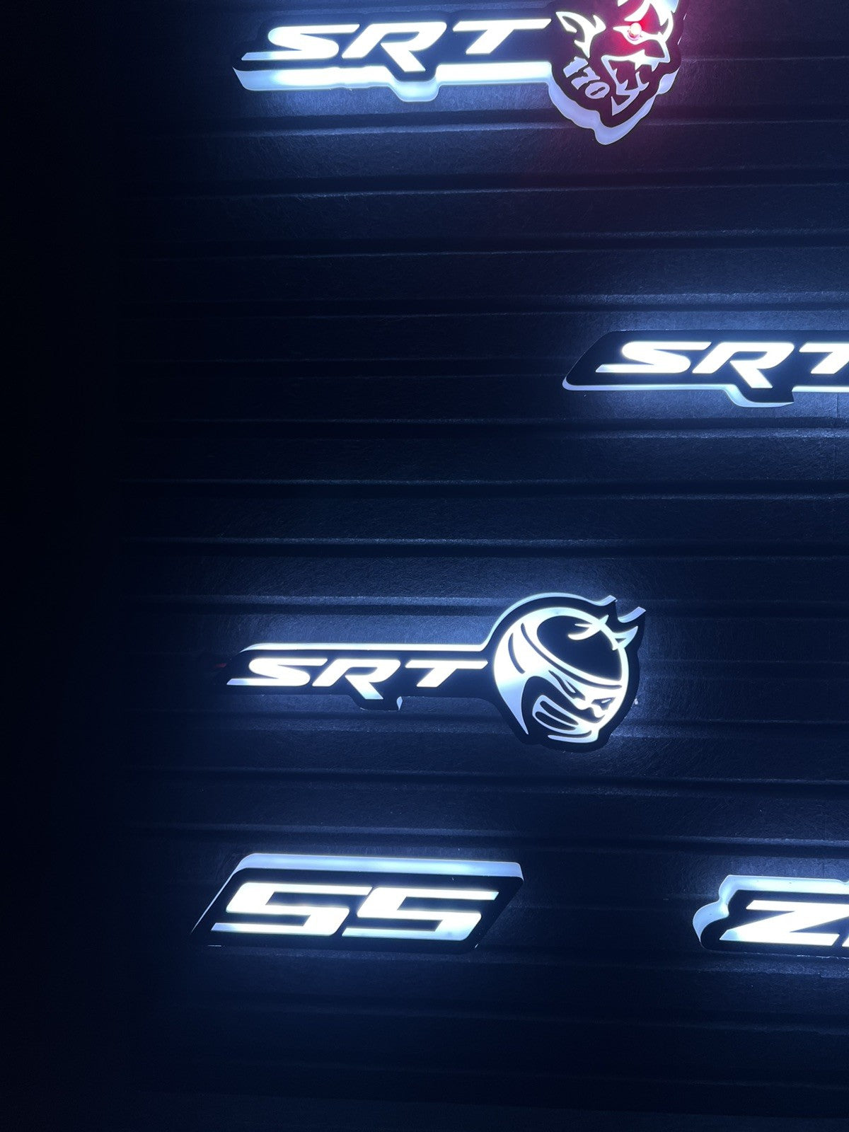 App RGB LED SRT Grille Badge Emblem for | Dodge Charger Challenger Jeep Chrysler